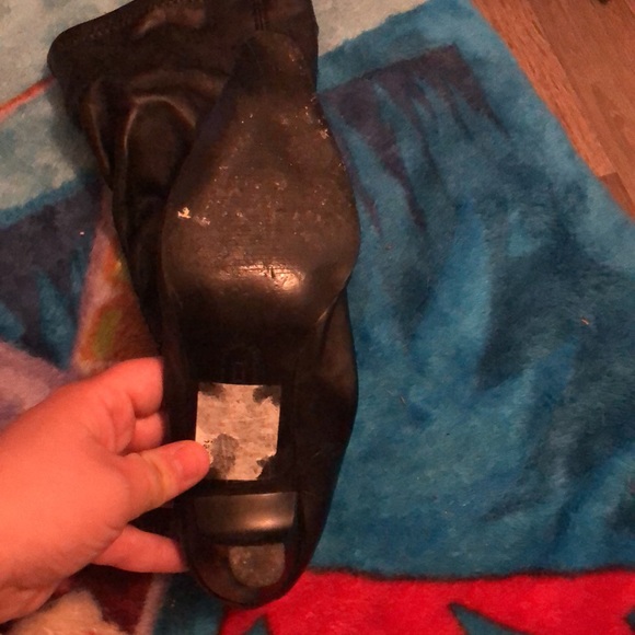 Boots - Picture 2 of 3